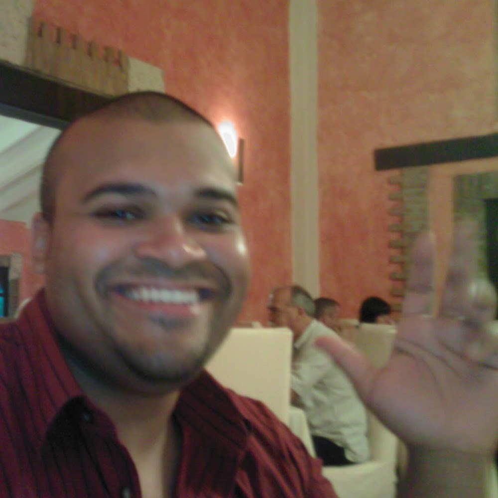 Meet your Posher, Aguedo